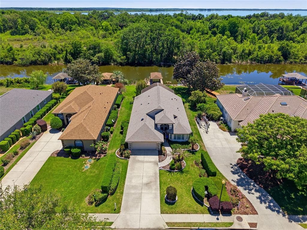 6120 LANDINGS BOULEVARD, LADY LAKE, FL 32159 — zdjęcie 2