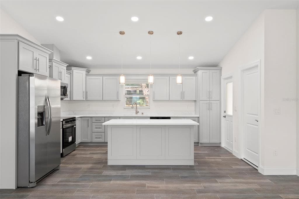 5062 80TH LANE N, ST PETERSBURG, FL 33709 — zdjęcie 5