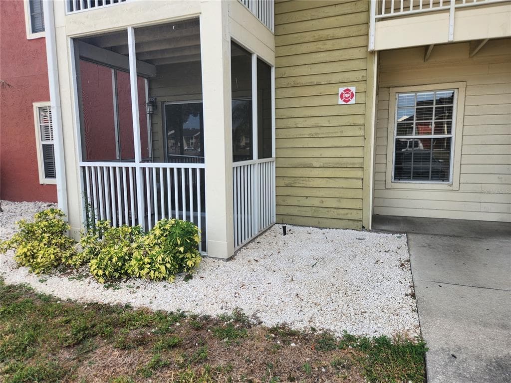 803 LAKE HAVEN SQUARE # 101, BRANDON, FL 33511