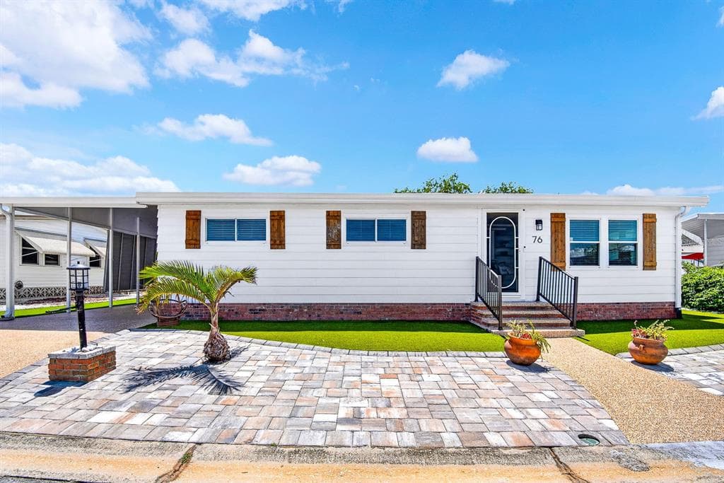 76 CABALLO WAY, BRADENTON, FL 34209