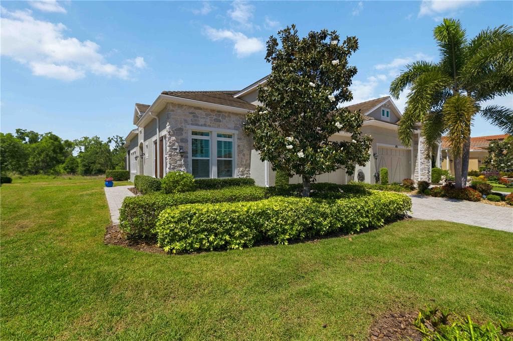 2410 STARWOOD COURT, BRADENTON, FL 34211