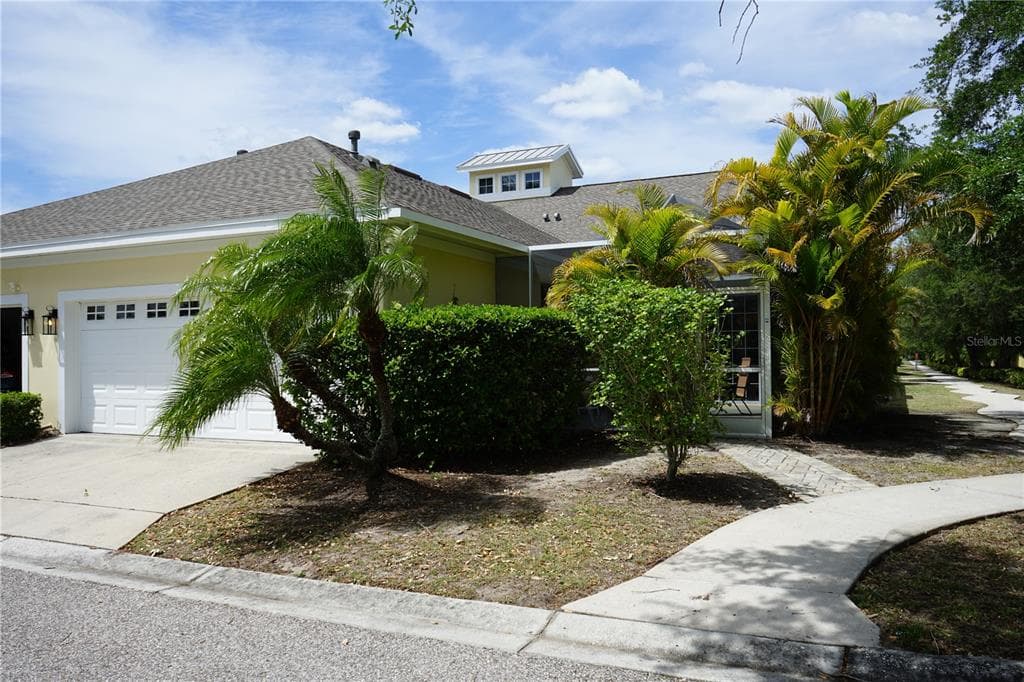 201 SUNSET CREST COURT, APOLLO BEACH, FL 33572
