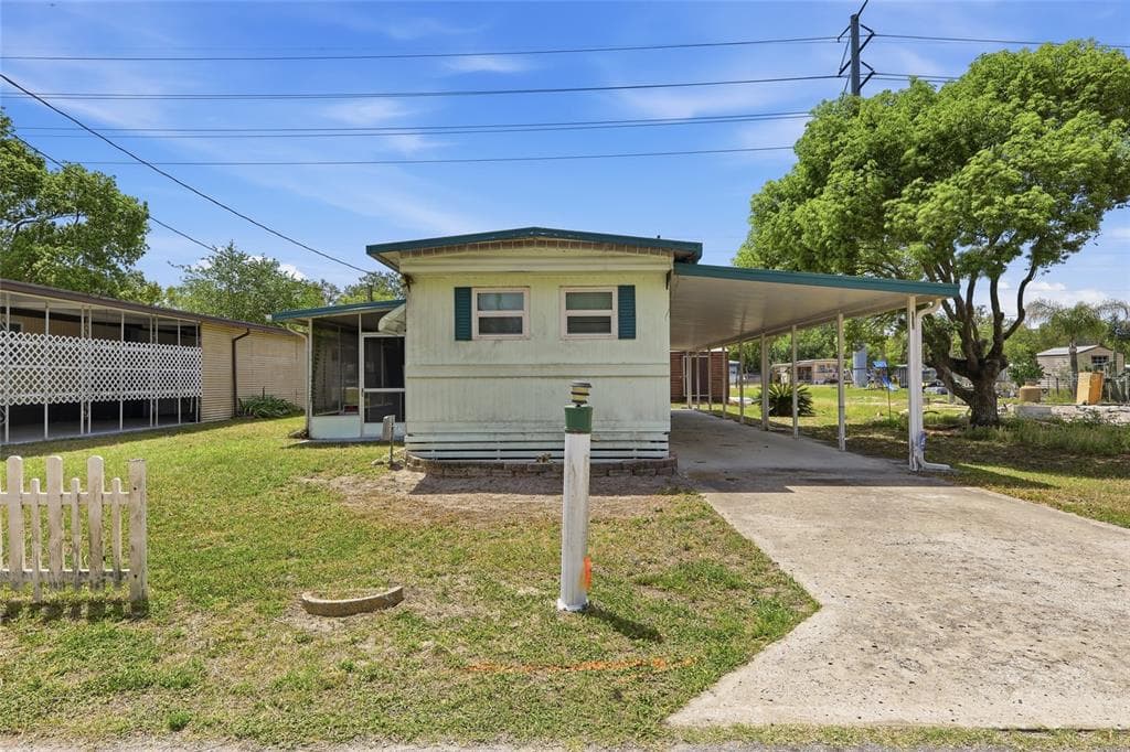 37622 MARCH LANE, ZEPHYRHILLS, FL 33541 — zdjęcie 2
