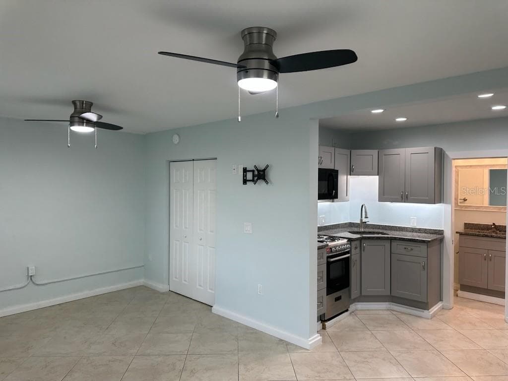 61 81ST AVENUE # 2, TREASURE ISLAND, FL 33706 — zdjęcie 4