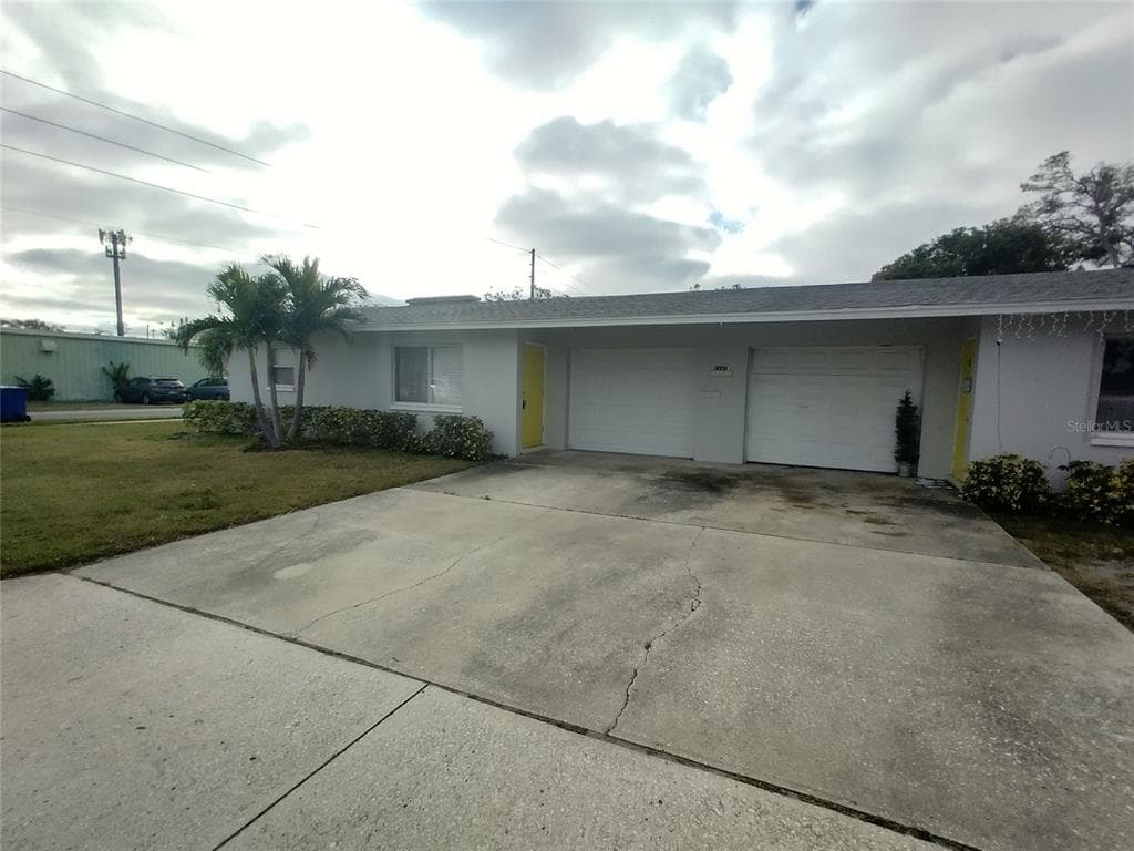 1388 ROBIN HOOD LANE # 1141-B, DUNEDIN, FL 34698