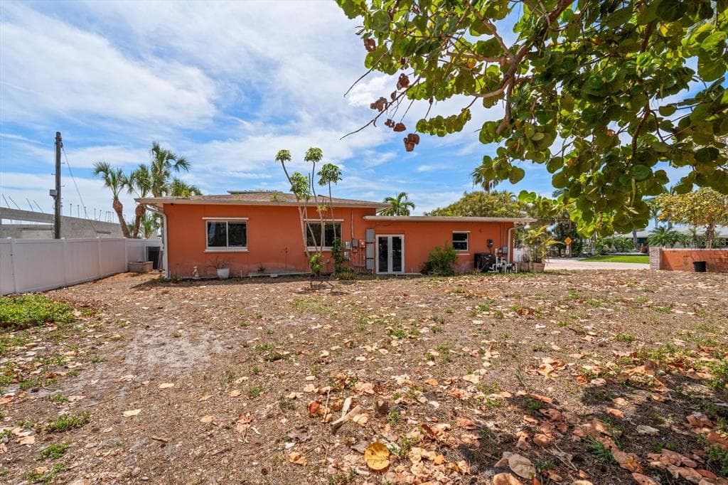 630-650 79TH AVENUE, ST PETE BEACH, FL 33706 — zdjęcie 4