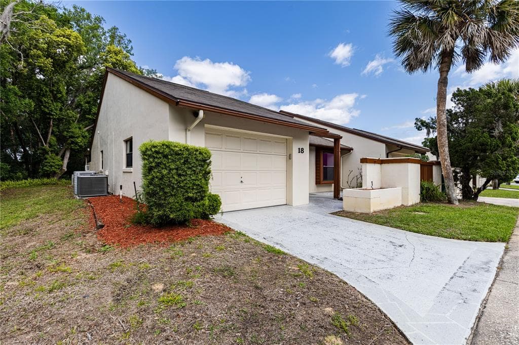 2681 WASHINGTON AVENUE # 18, EUSTIS, FL 32726 — zdjęcie 2