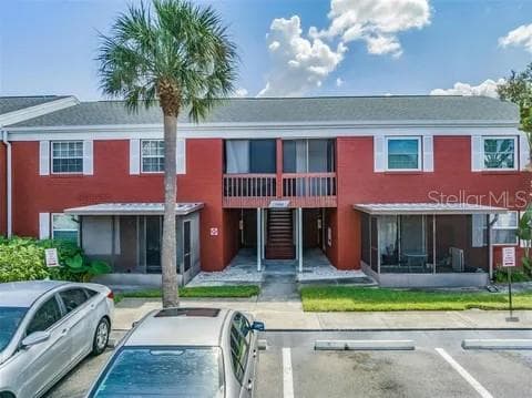 1084 82ND TERRACE N # 1084E, ST PETERSBURG, FL 33702