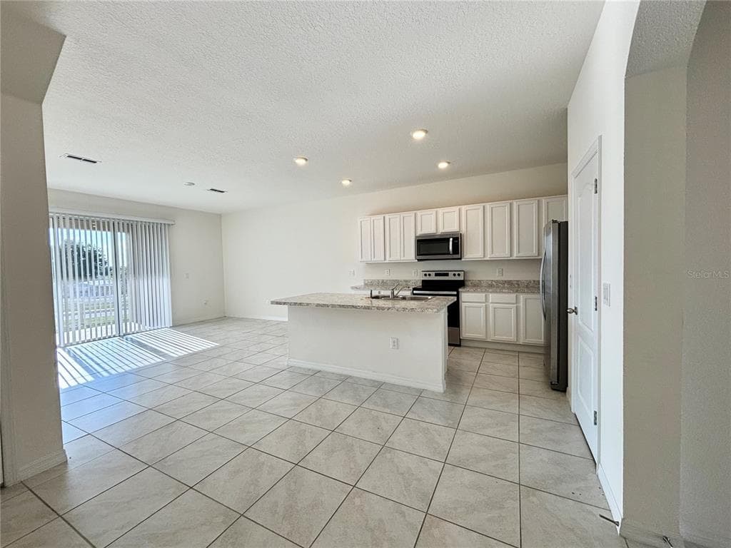 401 FELTRIM RESERVE BOULEVARD, DAVENPORT, FL 33837 — zdjęcie 3