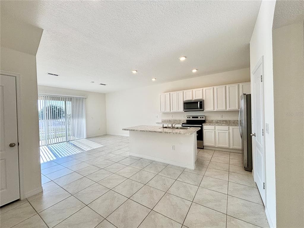 401 FELTRIM RESERVE BOULEVARD, DAVENPORT, FL 33837 — zdjęcie 4