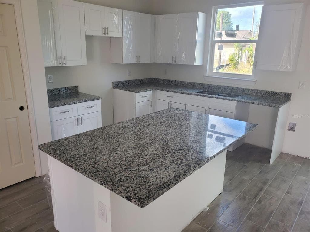 23198 GOLDCOAST AVENUE, PORT CHARLOTTE, FL 33980 — zdjęcie 2