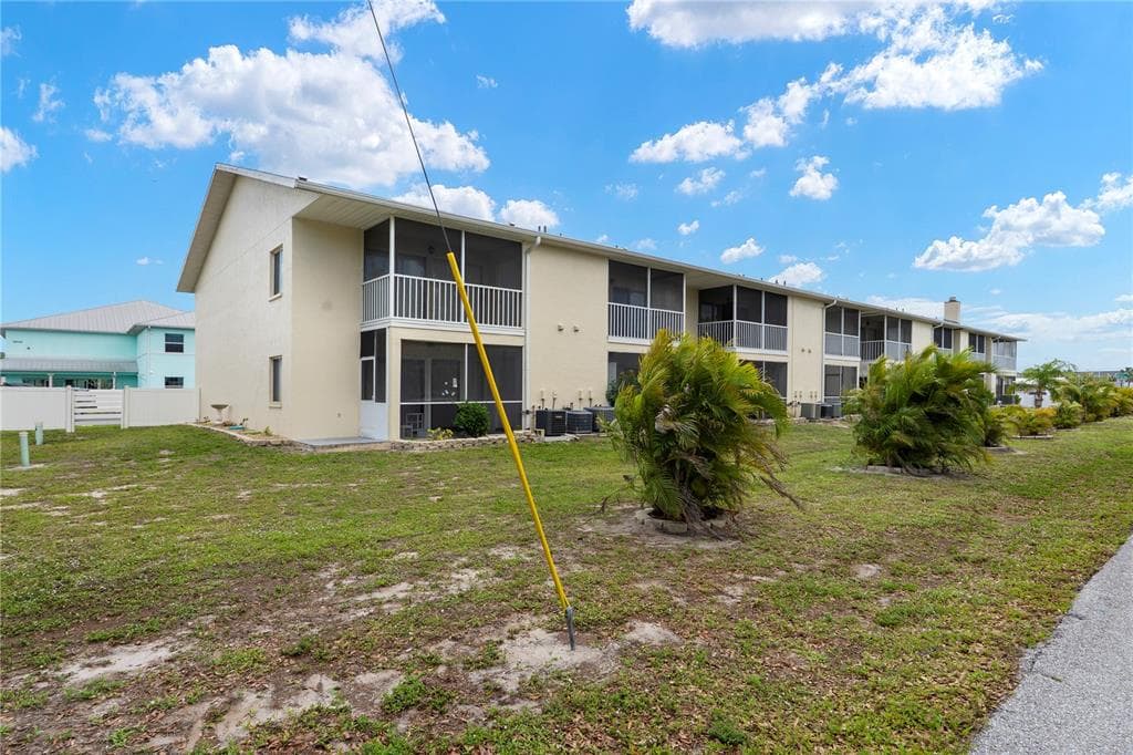 22278 VICK STREET # A112, PUNTA GORDA, FL 33980 — zdjęcie 2