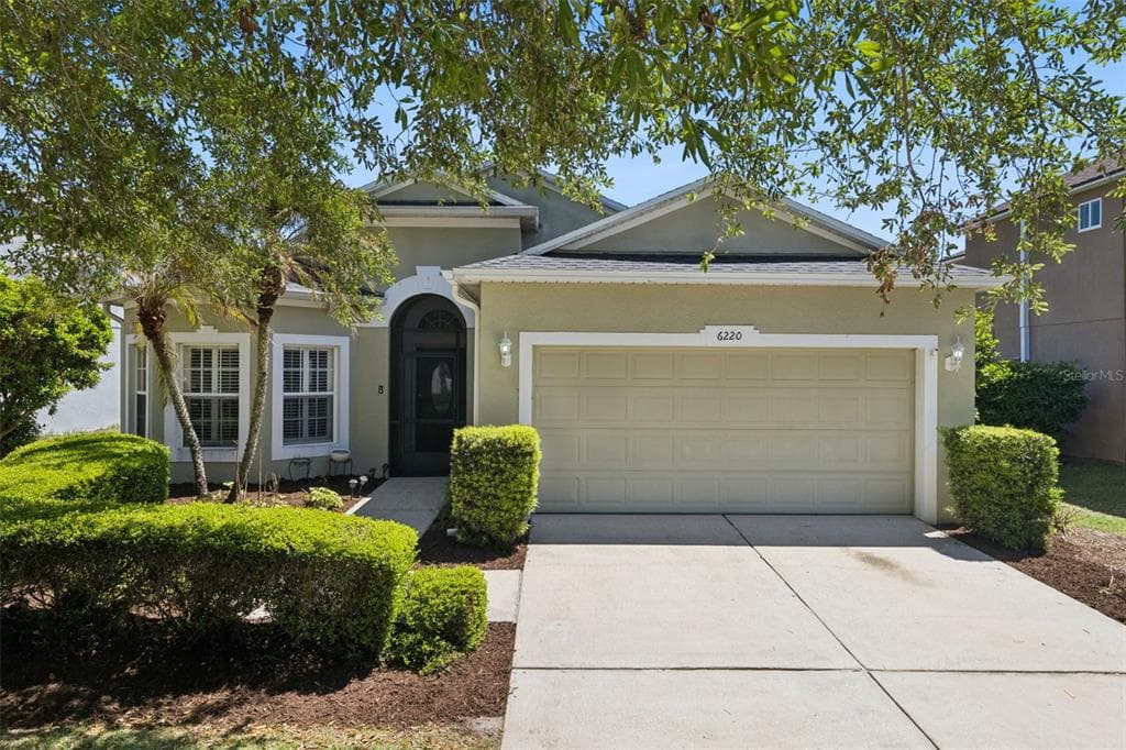 6220 BELDON DR, MOUNT DORA, FL 32757