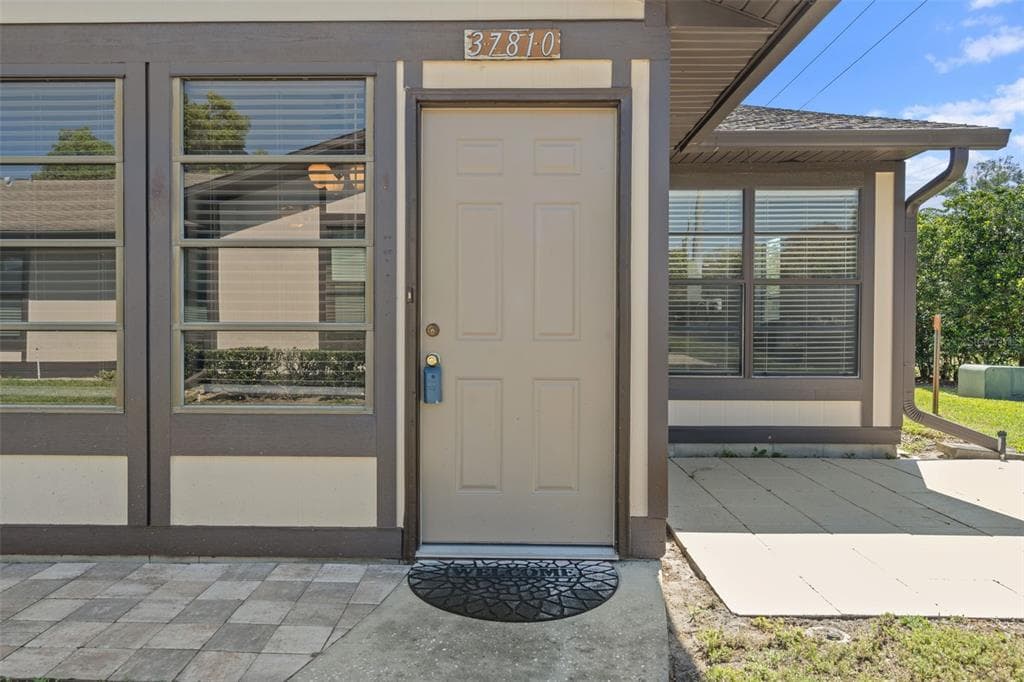37810 ALISSA DRIVE, ZEPHYRHILLS, FL 33542 — zdjęcie 2