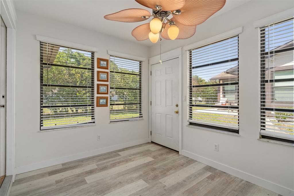37810 ALISSA DRIVE, ZEPHYRHILLS, FL 33542 — zdjęcie 5
