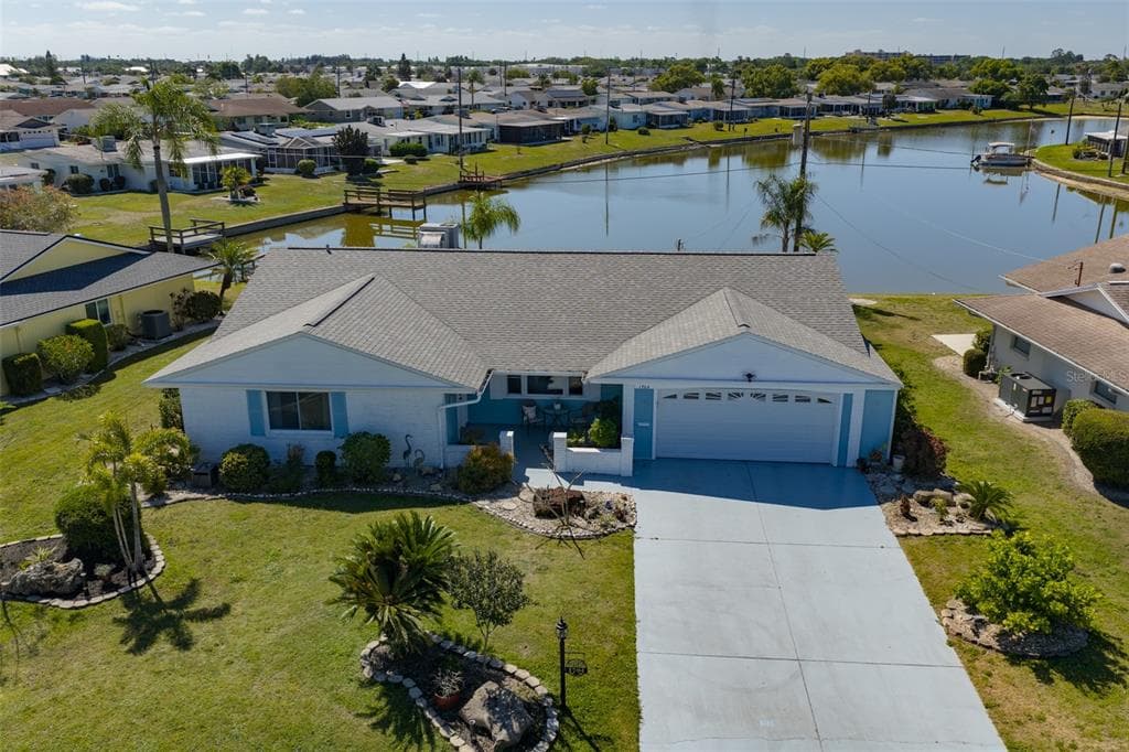 1704 DANBURY DRIVE, SUN CITY CENTER, FL 33573 — zdjęcie 2