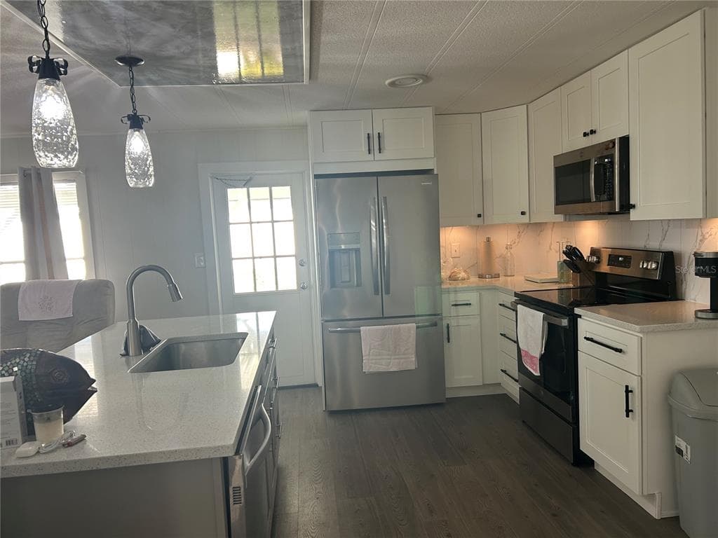 3221 SWEET GUM TERRACE, SARASOTA, FL 34237 — zdjęcie 5
