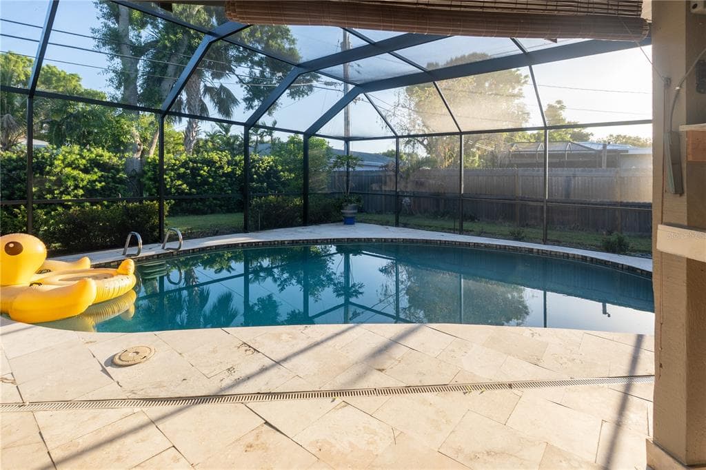 33 SOUTHWIND DRIVE, BELLEAIR BLUFFS, FL 33770 — zdjęcie 2