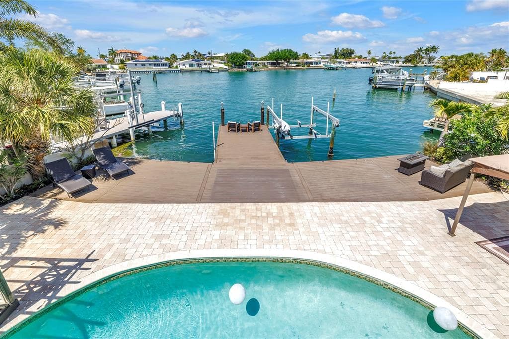 3945 POINSETTIA DRIVE, ST PETE BEACH, FL 33706 — zdjęcie 2