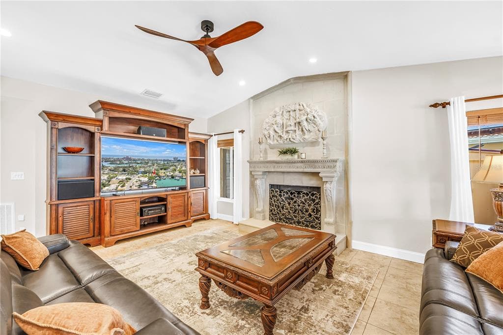 3945 POINSETTIA DRIVE, ST PETE BEACH, FL 33706 — zdjęcie 5