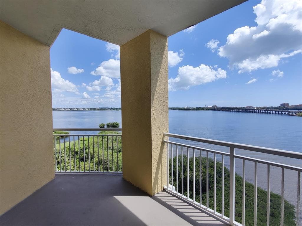 615 RIVIERA DUNES WAY # 402, PALMETTO, FL 34221