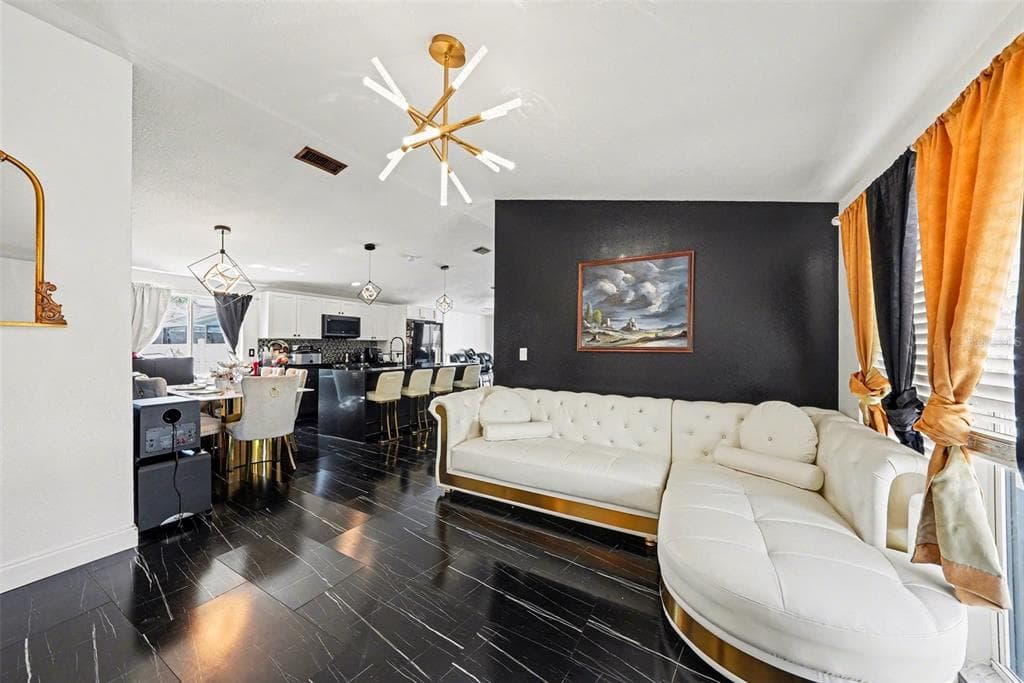 10119 CHIMNEY HILL COURT, TAMPA, FL 33615 — zdjęcie 5