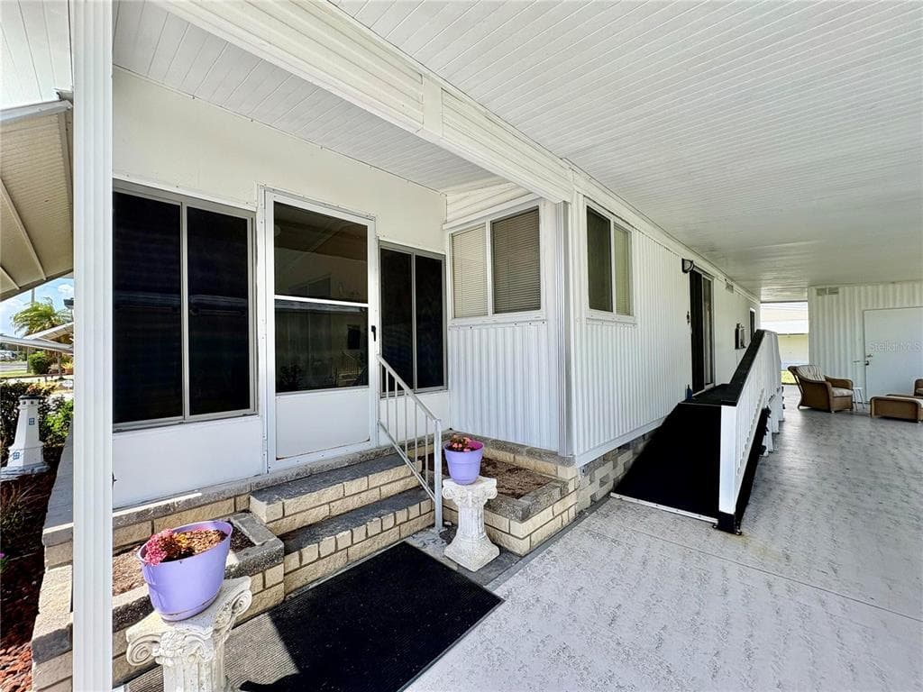 3049 LONGVIEW LANE, NORTH FORT MYERS, FL 33917 — zdjęcie 2