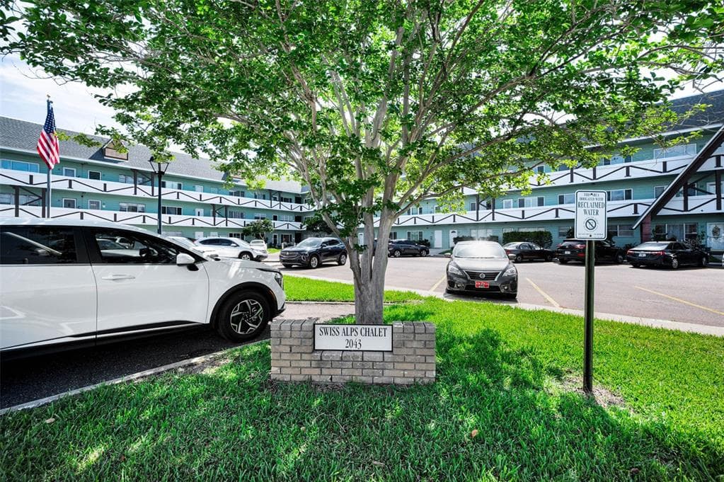 2043 DENMARK STREET # 39, CLEARWATER, FL 33763 — zdjęcie 2