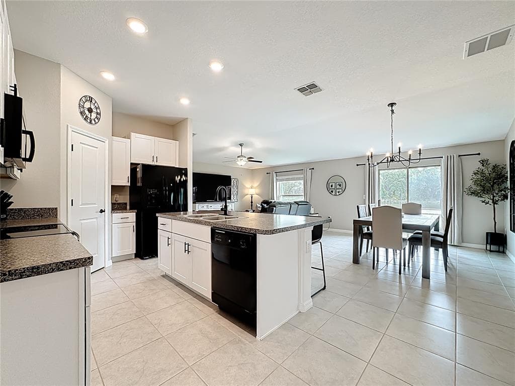 4449 ETERNAL PRINCE DRIVE, SUN CITY CENTER, FL 33573 — zdjęcie 4