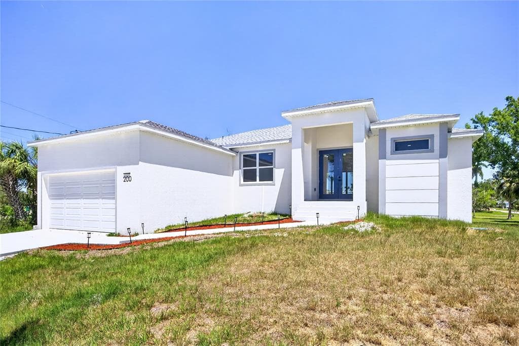 200 LEACH DRIVE, PUNTA GORDA, FL 33950