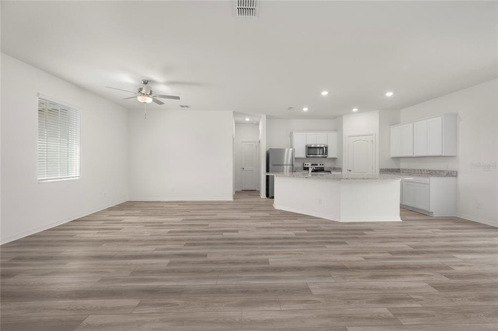 404 MANITOBA LANE, POINCIANA, FL 34759 — zdjęcie 3