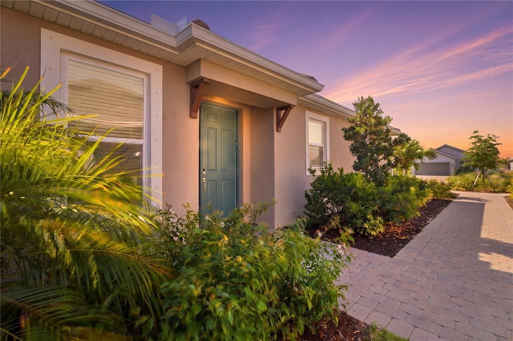 16255 SAN DONATO PLACE, BRADENTON, FL 34211
