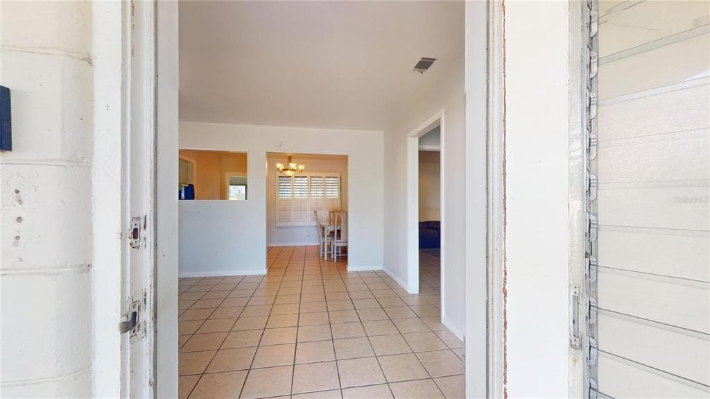 121 N SEMINOLE AVENUE, INVERNESS, FL 34450 — zdjęcie 4