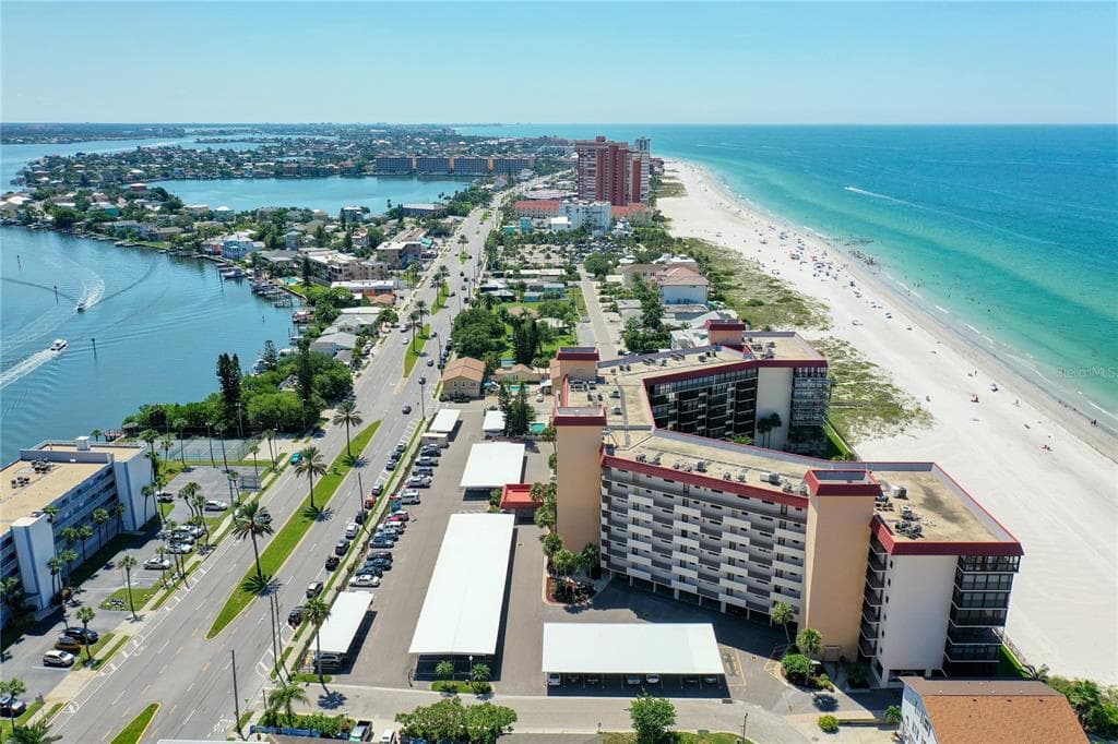 18304 GULF BOULEVARD # 116, REDINGTON SHORES, FL 33708 — zdjęcie 5