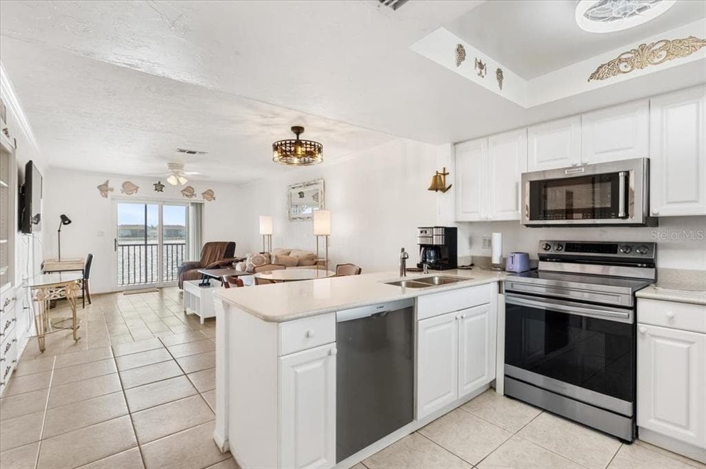 25225 RAMPART BOULEVARD # 1207, PUNTA GORDA, FL 33983 — zdjęcie 4