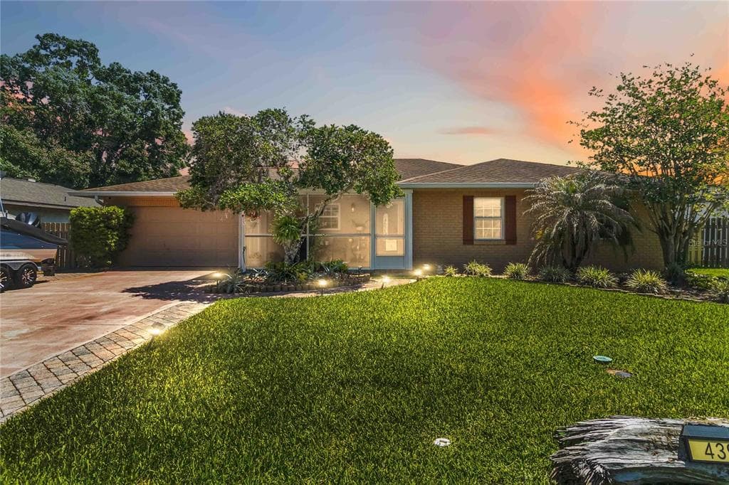 439 VIRGINIA AVENUE, ST CLOUD, FL 34769