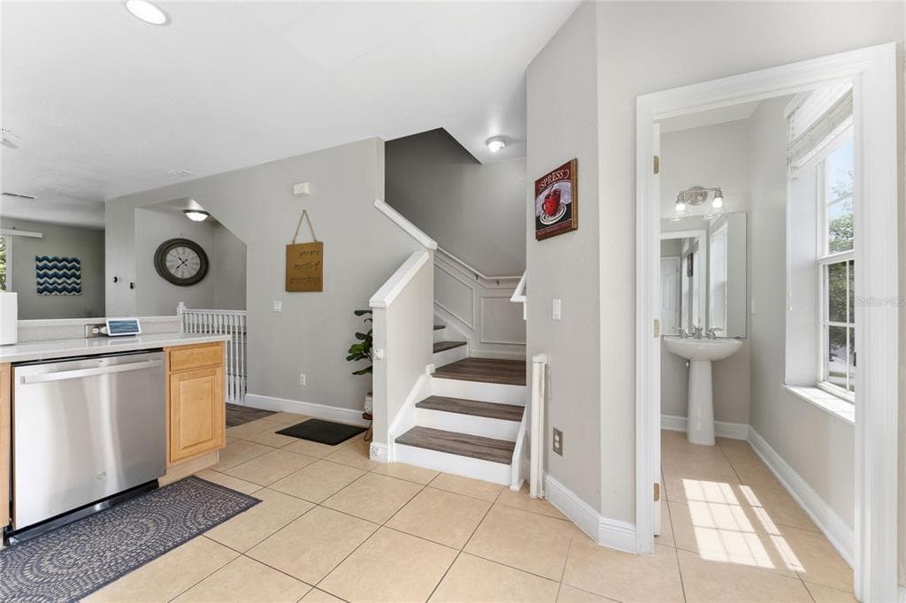 5026 TIDEVIEW CIRCLE # 17, ORLANDO, FL 32819 — zdjęcie 4