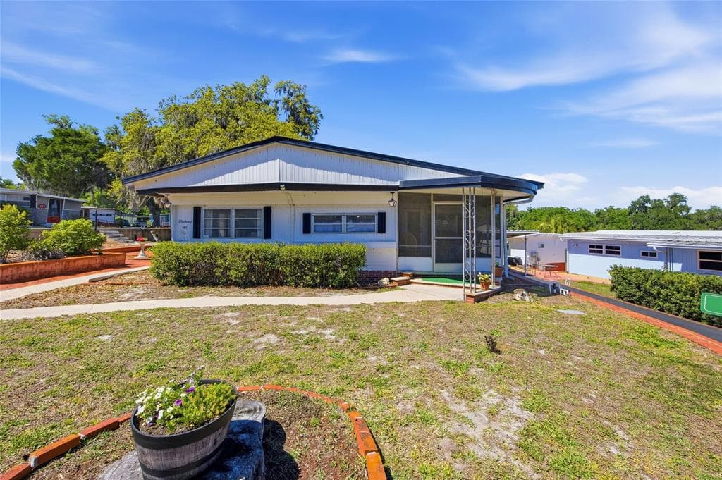 3896 PICCIOLA ROAD # 411, FRUITLAND PARK, FL 34731 — zdjęcie 2