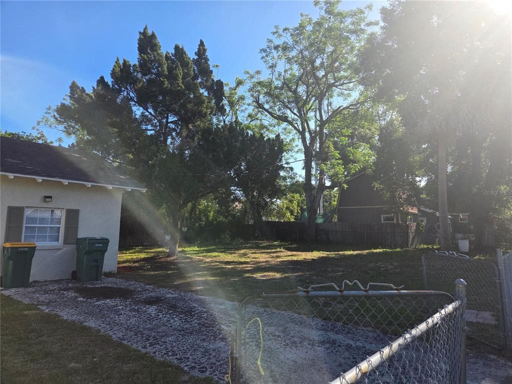 101 E ATWATER AVENUE, EUSTIS, FL 32726 — zdjęcie 3