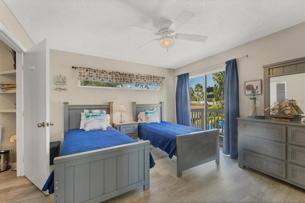 301 AVENIDA MADERA # A, SARASOTA, FL 34242 — zdjęcie 5