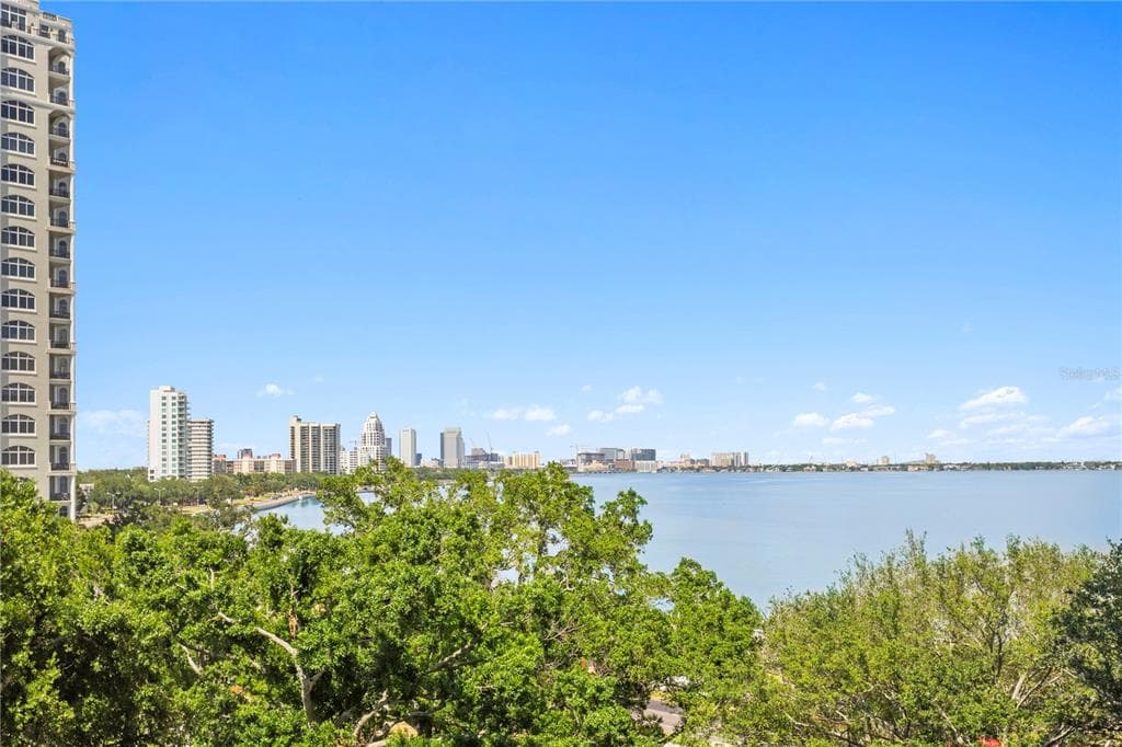 3301 BAYSHORE BOULEVARD # 702E, TAMPA, FL 33629