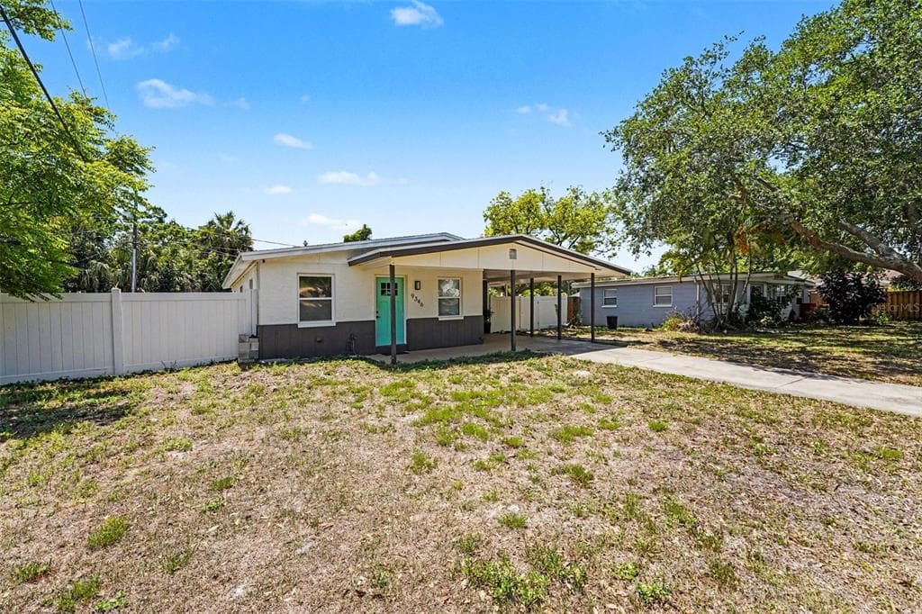 9346 89TH AVE, SEMINOLE, FL 33777 — zdjęcie 2