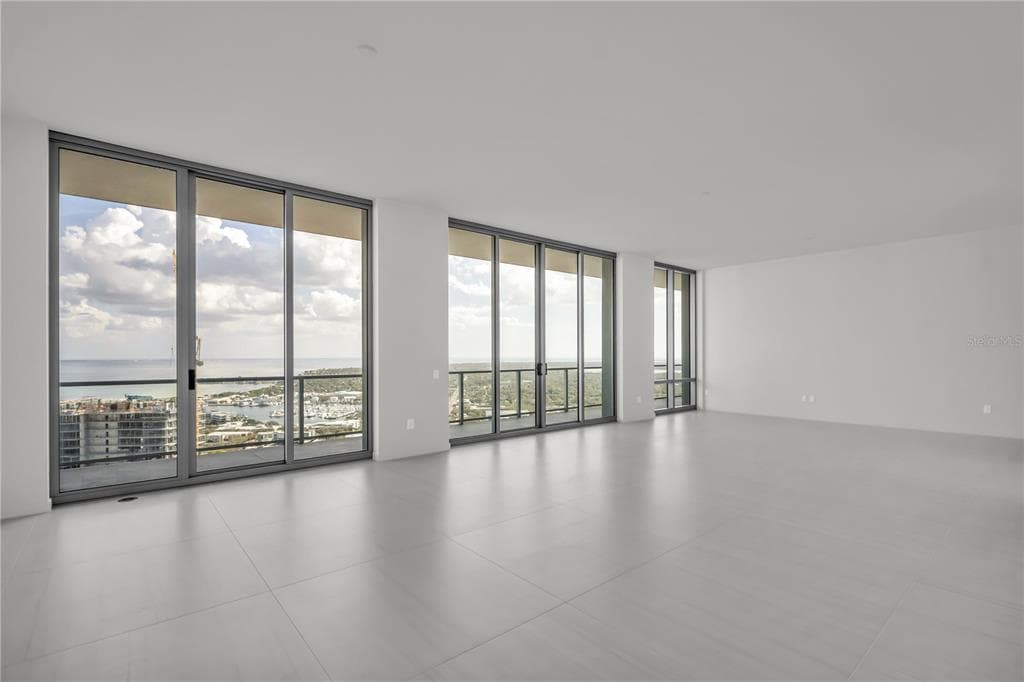 400 CENTRAL AVENUE # 4002, ST PETERSBURG, FL 33701 — zdjęcie 4