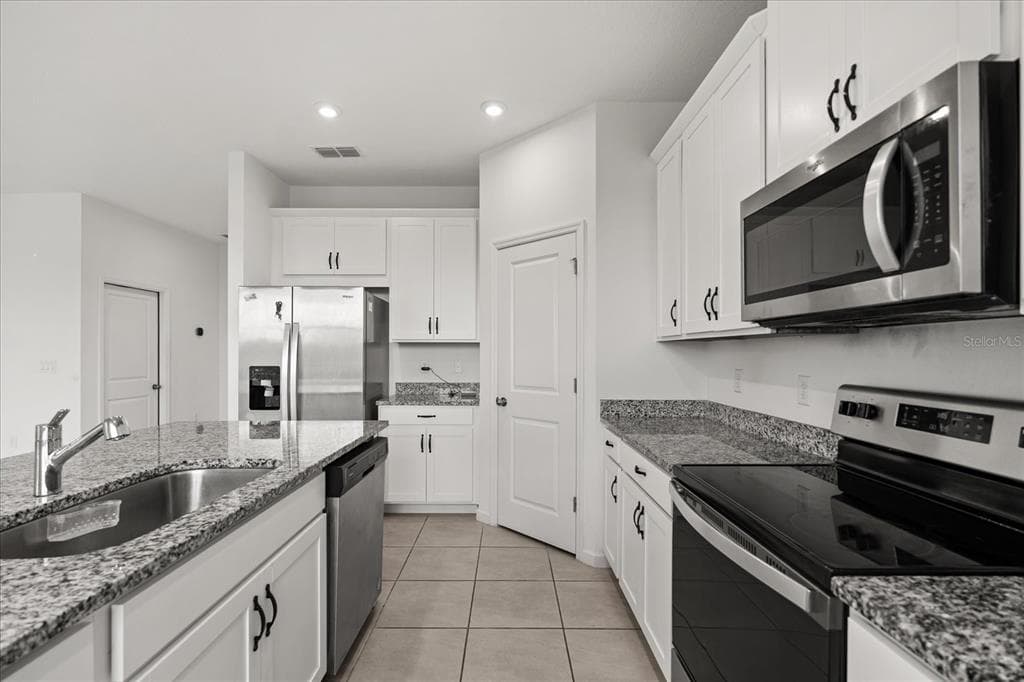 1051 LAKESHORE BREEZE PLACE, KISSIMMEE, FL 34747 — zdjęcie 4