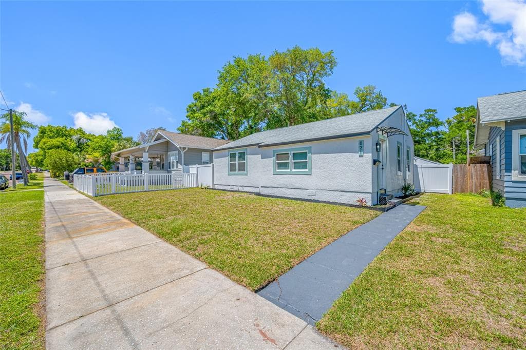 821 19TH AVENUE S, ST PETERSBURG, FL 33705 — zdjęcie 2