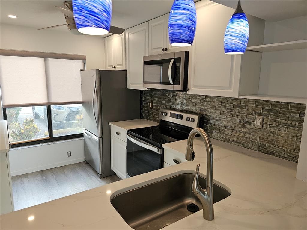 6343 PALMA DEL MAR BOULEVARD S # 126, ST PETERSBURG, FL 33715 — zdjęcie 4