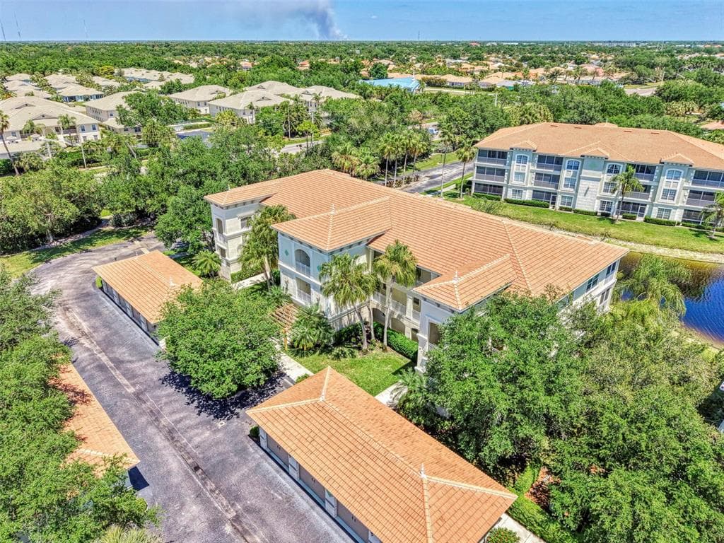 900 SAN LINO CIRCLE # # 910, VENICE, FL 34292 — zdjęcie 4