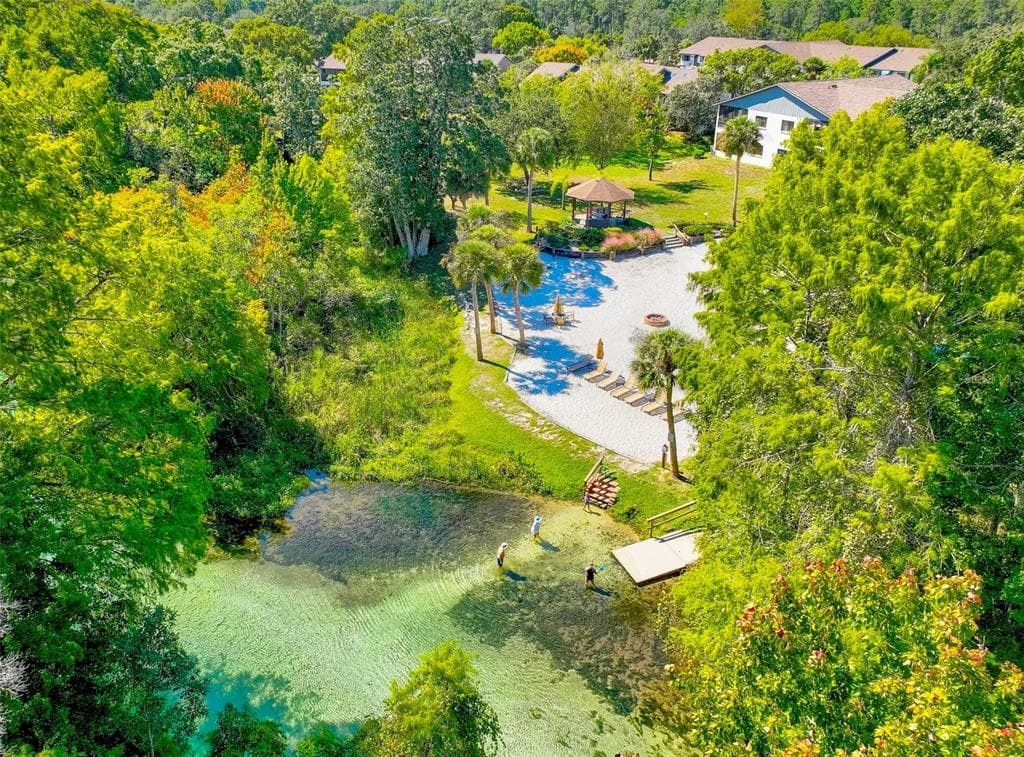 7032 RIVER RUN BOULEVARD, WEEKI WACHEE, FL 34607