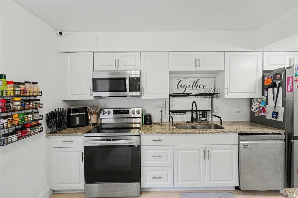 1819 CLEARBROOKE DRIVE, CLEARWATER, FL 33760 — zdjęcie 2