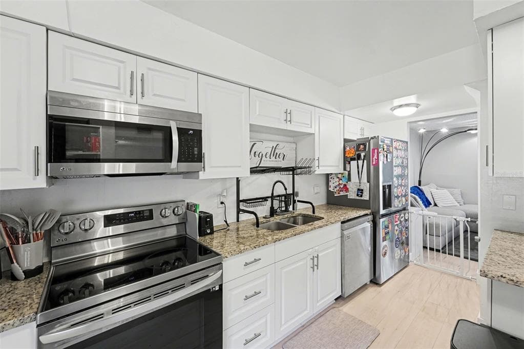 1819 CLEARBROOKE DRIVE, CLEARWATER, FL 33760 — zdjęcie 3
